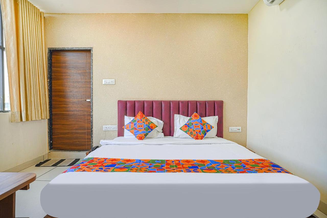 Fabhotel Sukh Vilas Indore Extérieur photo